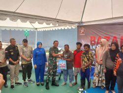 Tekan Inflasi dan Stunting, Lanal Kendari Salurkan 800 Paket Sembako