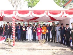 Pimpin Upacara Hari Pahlawan ke-78, Pj Gubernur Sultra Ajak Teladani Nilai Luhur Perjuangan Para Pahlawan
