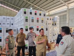 Pj Gubernur Sultra Lakukan Pengecekan Gudang Logistik KPU Kota Kendari