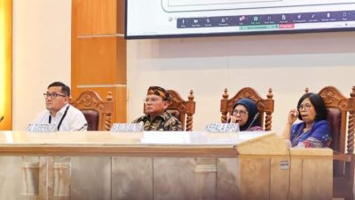 Pj Gubernur Sultra Ajak Bupati Walikota Pastikan Proses Distribusi Pangan Berjalan Lancar