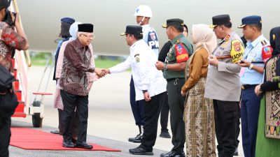 Pj Gubernur Andap Budhi Revianto Sambut Kedatangan Wapres RI Ma’ruf Amin di Sultra