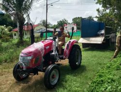 Dikbud Sultra Serahkan Traktor Roda 4 Pada SMKN PP 5 Konawe