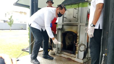 BNNP Sultra Musnahkan Barang Bukti Narkotika Jenis Sabu dan Ganja