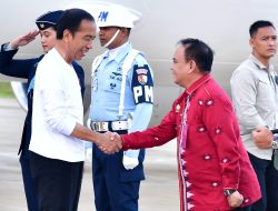 Pj Gubernur Andap Budhi Sambut Kedatangan Presiden Jokowi di Sultra