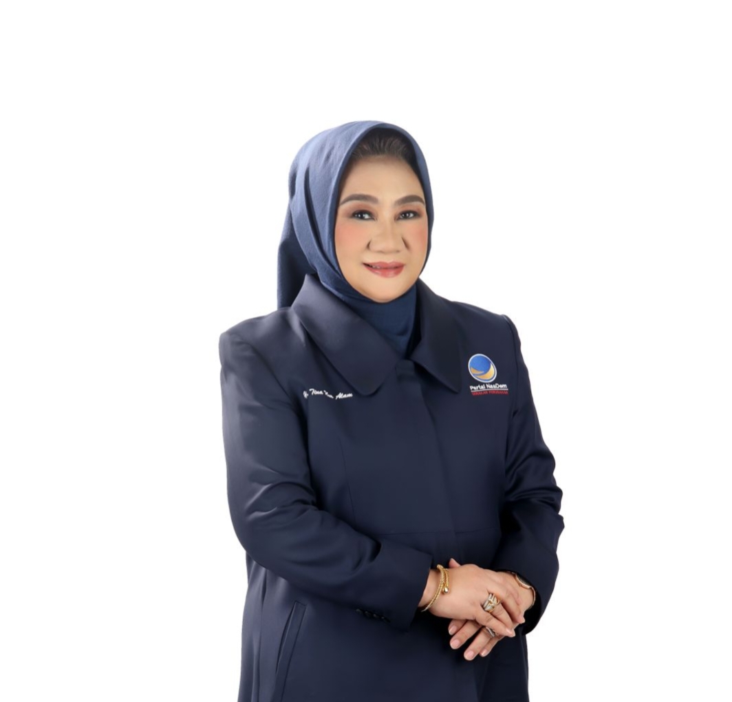 Tina Nur Alam.