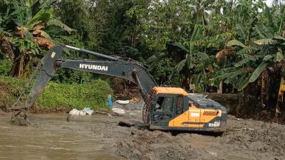 Cegah Pendangkalan Sungai di Lorong Produksi, Bupati Koltim Perintahkan Pengerukan