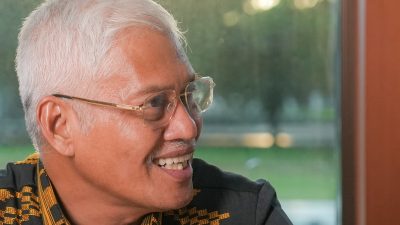 Tindakan Bule Denmark Viral Tuai Pro Kontra, Sekda Sultra Ajak Masyarakat untuk Tetap Mendukung Tindakan Kemanusiaan