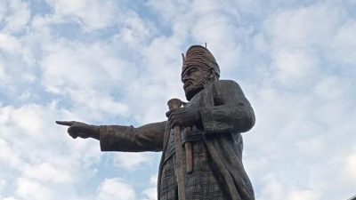 Patung Oputa Yi Koo Setinggi 23 Meter Jadi Destinasi Wisata Baru di Kota Baubau