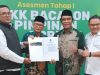 Lukman Abunawas-La Ode Ida (tengah) saat menerima surat tugas tahap 1 yang digelar di Kantor DPP PKB, Jakarta. (Dok.Istimewa)