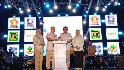 Puluhan Ribu Masyarakat Hadiri Deklarasi Bacalon Gubernur ASR-Hugua