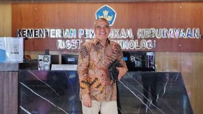 Rektor UM Kendari Kembali Torehkan Sejarah, Masuk 2% Top Saintis Dunia Tahun 2024