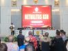 Pj Gubernur Sultra, Andap Budhi Revianto, bertempat di Aula Palagimata, Kantor Walikota Baubau.