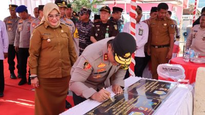 Kapolda Sultra Resmikan Rumah Dinas dan Gedung Negara di Wakatobi