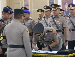 Pimpin Sertijab Sejumlah Pejabat Utama dan Kapolres, Ini Pesan Kapolda Sultra