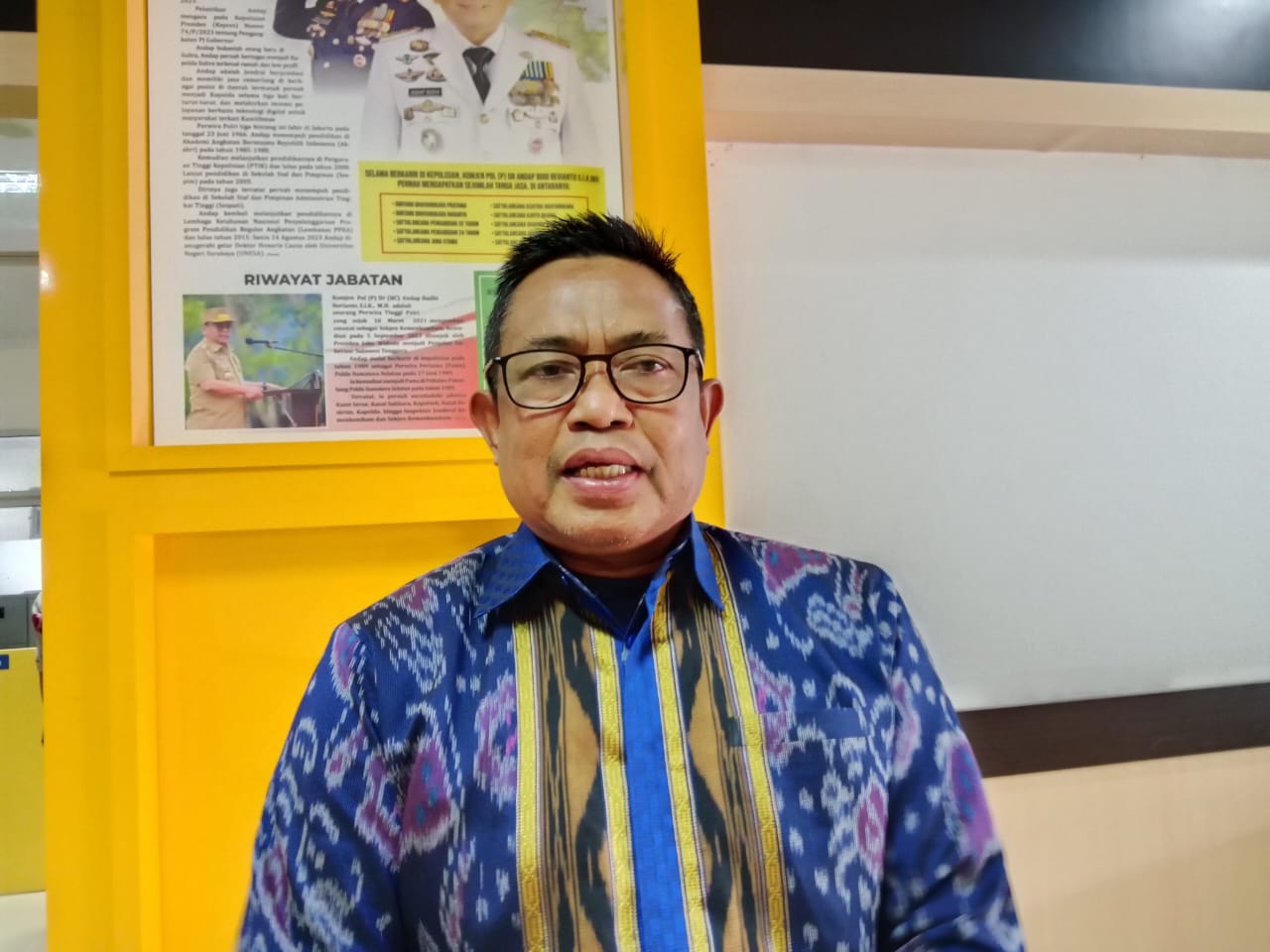 Pahri Yamsul.