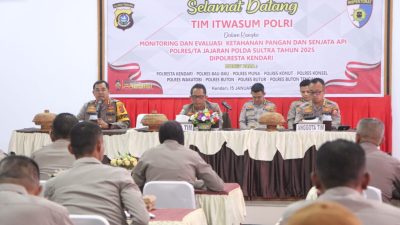Itwasum Polri Lakukan Pemeriksaan Senpi, Amunisi dan Ketahanan Pangan di Polresta Kendari