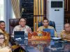 Pj Gubernur Sultra, Andap Budhi Revianto, saat membuka secara resmi Rakor Sistem Keamanan Pangan Tahun 2025 se-Sulawesi Tenggara secara daring dan luring yang berlangsung di Kantor Gubernur Sultra.