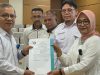Direktur Pascasarjana Universitas Halu Oleo (UHO), Prof Takdir Saili, resmi mendaftarkan diri sebagai bakal calon Rektor UHO periode 2025–2029.