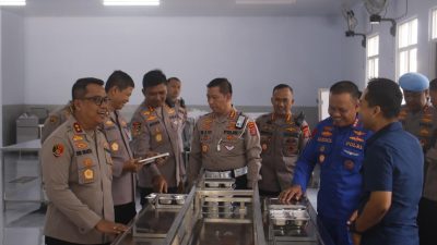 Kapolda Sultra Tinjau Dapur SPPG Brimob, Dukung Program Makan Bergizi Gratis