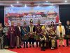 Mewakili Gubernur, Mayjen TNI (Purn) Andi Sumangerukka, Sekda Sultra, Drs H Asrun Lio MHum PhD, Sabtu (26/4), bertempat di Kabupaten Kolaka, saat menghadiri acara pelantikan Dewan Pengurus Daerah Majelis Adat Kerajaan Nusantara (MAKN) Kabupaten Kolaka Masa Bhakti 2025-2030.