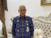 Ketua Pergatsi Provinsi Sultra yang juga Sekda Sultra, Drs H Asrun Lio MHum PhD, Selasa (20/5) di Kendari, saat menyampaikan ucapan selamat kepada para atlet Gateball Sultra yang telah sampai pada babak 8 besar dan satu berhasil meraih medali emas pada Kejurnas Gateball di Bogor.
