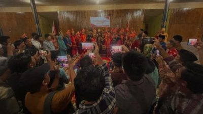 Musyawarah Adat Kukuhkan Raja, Tolak Pencopotan Sepihak