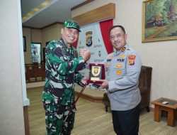 Silaturahmi Hangat Kapolda Sultra dan Danlanud Haluoleo Perkuat Sinergi TNI-POLRI