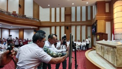 Gubernur Sultra Resmi Luncurkan Aplikasi SIMDATA untuk Wujudkan Satu Data Daerah