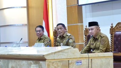Wagub Hugua Pimpin Rapat Persiapan HUT RI ke-80 Tingkat Provinsi Sultra