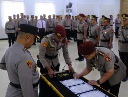 Kapolda Sultra Pimpin Sertijab Pejabat Utama dan Kapolresta Kendari