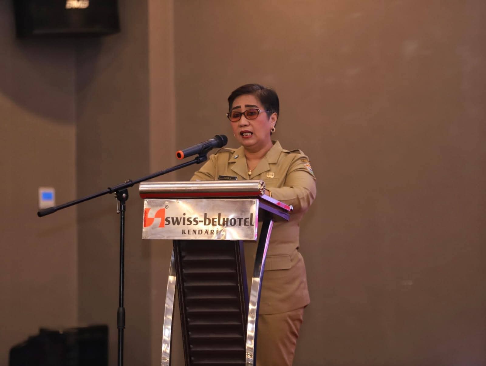 Kepala Brida Sultra, Dra. Hj. Isma, M.Si.