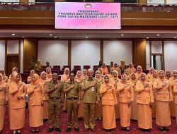 Hadiri Pengukuhan Pengurus DWP, Sekda Sultra Sampaikan Pesan Penting