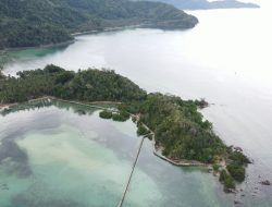 Puluhan Penyelam Siap Kibarkan Merah Putih di Bawah Laut Desa Namu