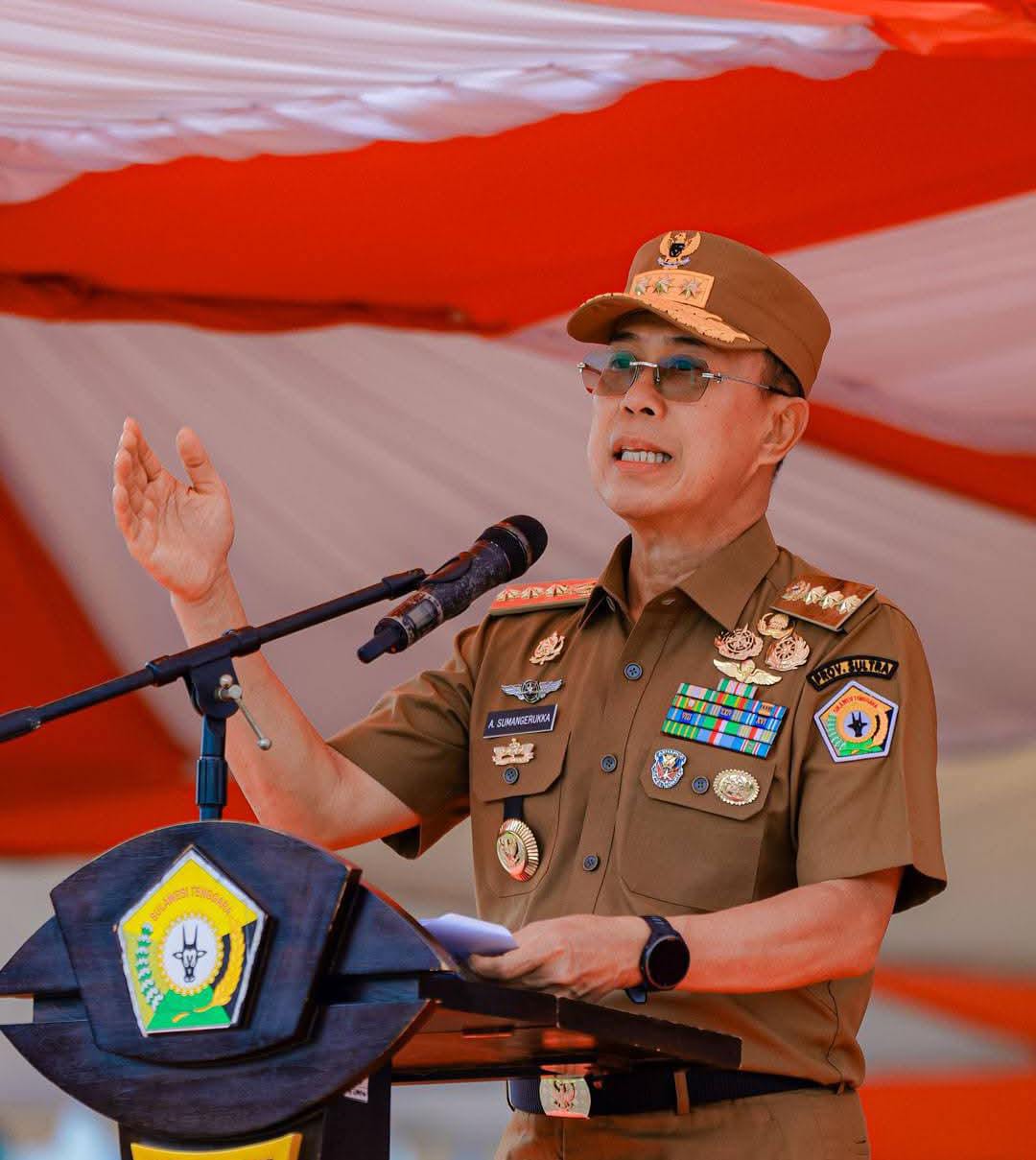 Gubernur Sultra, Andi Sumangerukka.