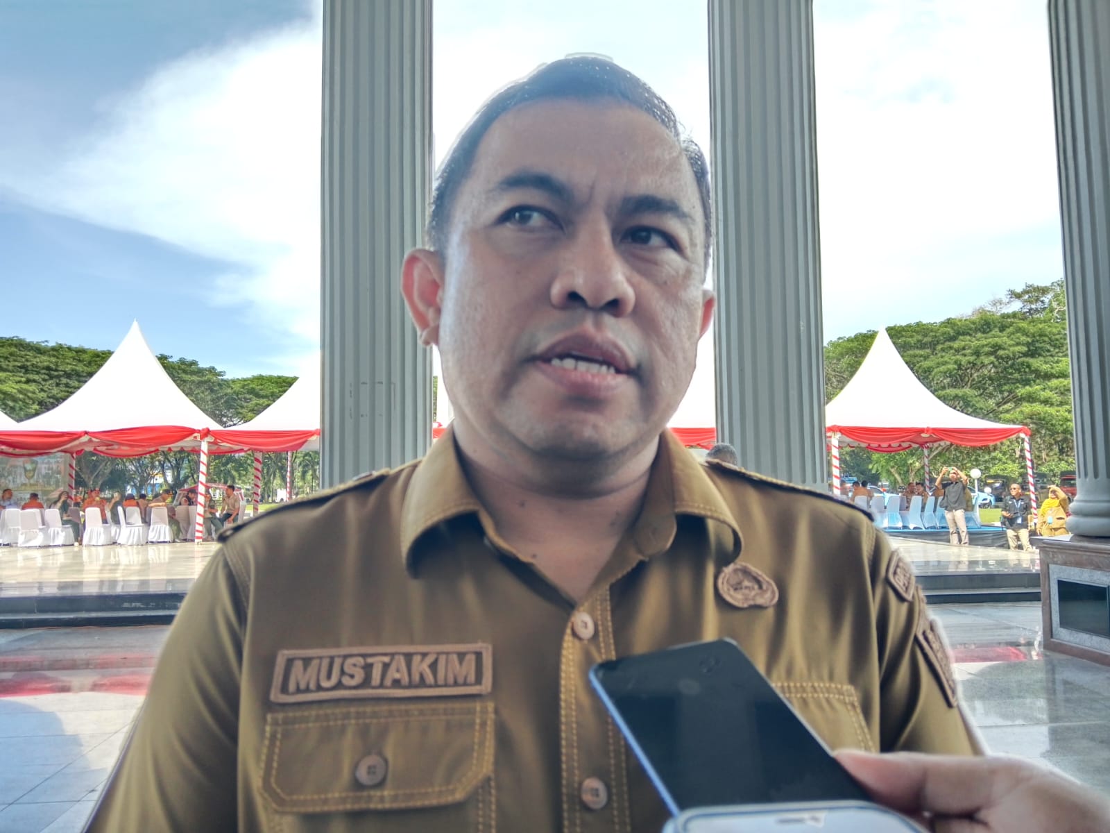 Kepala Kantor Badan Penghubung Sultra, Mustakim. (FOTO: FAYSAL/MS)