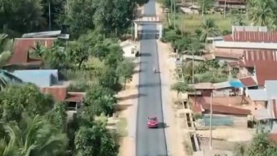 Potret pengerjaan jalan ruas Poli-Polia batas Konsel. (Dok. Istimewa)