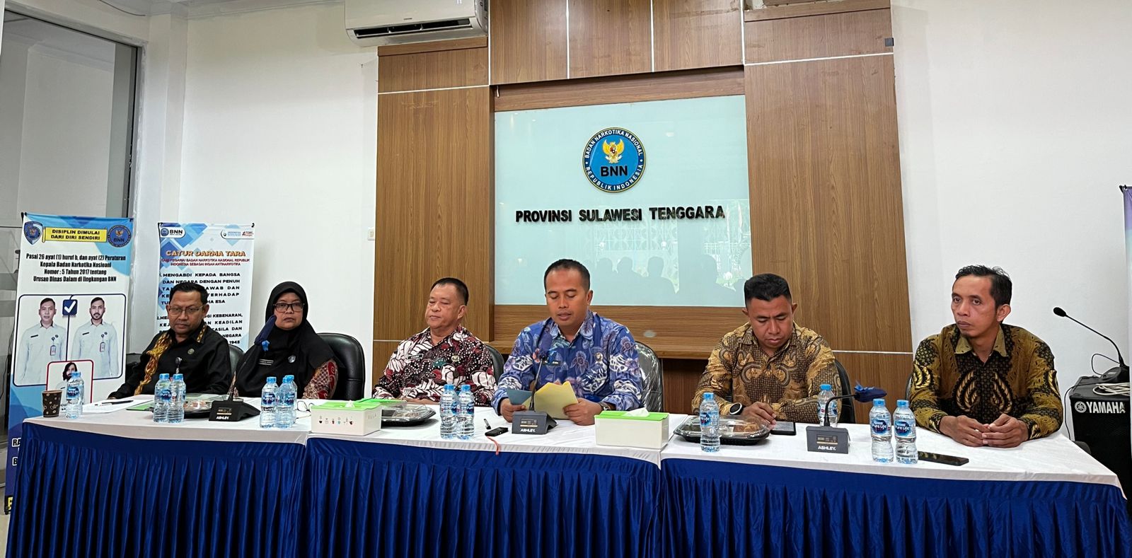 BNNP Sultra saat menggelar press release akhir tahun 2025.