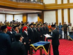 Gubernur Andi Sumangerukka Lantik 17 Pejabat Eselon II Pemprov Sultra, Tegaskan Meritokrasi