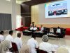 Dikbud Sultra saat menggelar Rakor bersama KCD serta kepala SMA, SMK, dan SLB negeri maupun swasta se-Sultra berlangsung di Aula Dikbud Sultra. (FOTO: FAYSAL/MS)