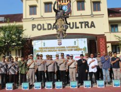 Kapolda Sultra Serahkan Bingkisan Lebaran kepada Purnawirawan, Tokoh Masyarakat dan Mitra Polri