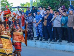 Ribuan Warga Padati Eks MTQ Kendari, Pawai Budaya dan Lulo Massal Semarakkan HUT ke-62 Sultra