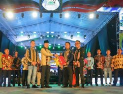 Malam Puncak Banghoki Bank Sultra Meriahkan HUT ke-62 Sultra, Gubernur Undi Hadiah Utama Dua Mobil
