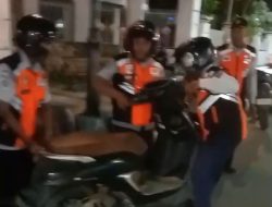 Jangan Parkir Sembarangan! Dishub Kendari Kini Kempiskan Ban Pelanggar