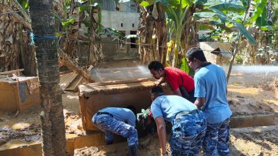 Pengabdian Tanpa Batas, Prajurit Lanud Haluoleo Bantu Warga Terdampak Banjir Kendari