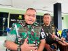 Komandan Detasemen Polisi Militer XIV/3 Kendari, Letkol CPM Haryadi BP, saat memberikan keterangan kepada awak media di kantor Denpom XIV/3 Kendari Selasa (19/5/2026). (FOTO: FAYSAL/MS)