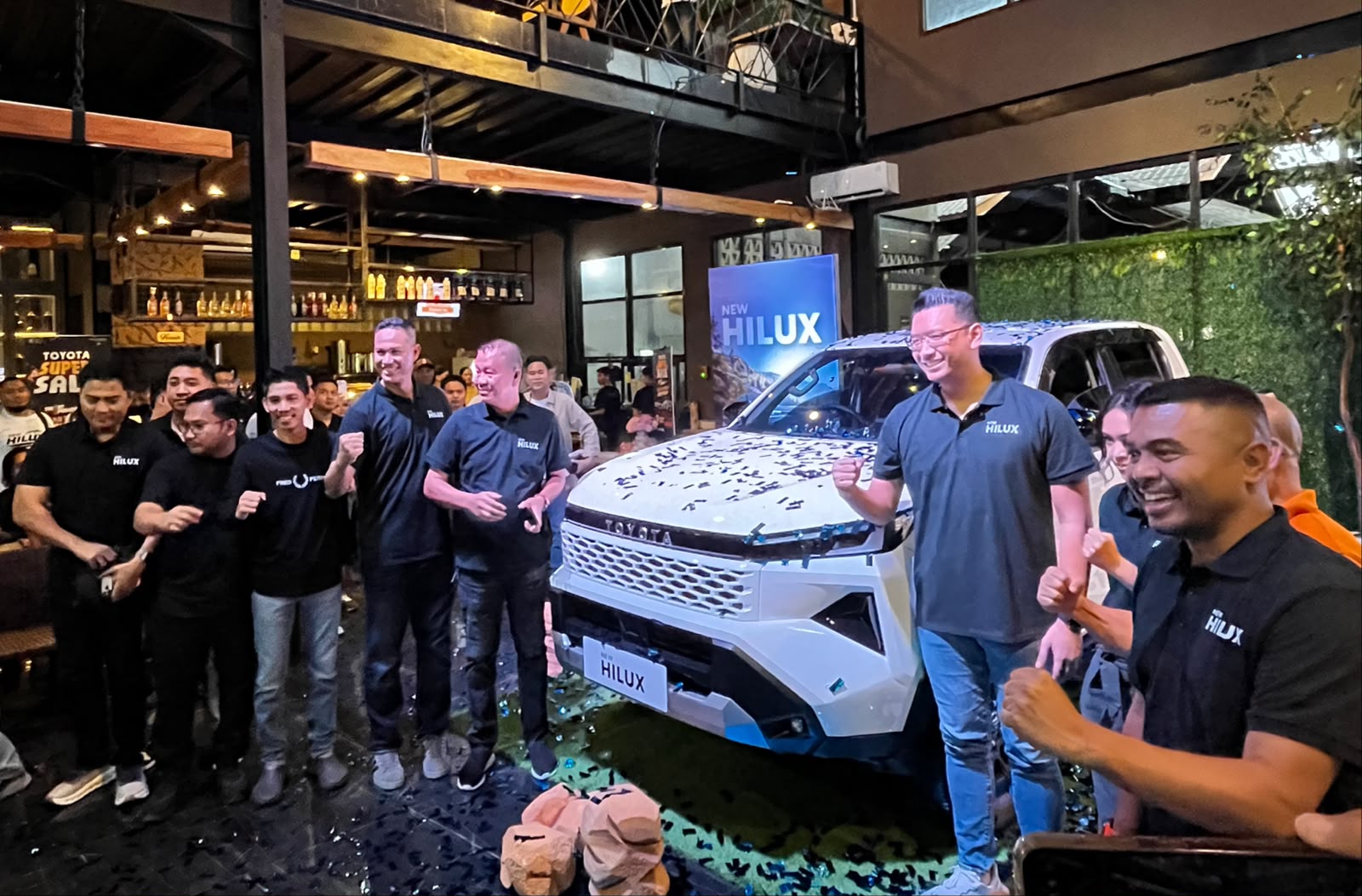 PT Toyota-Astra Motor (TAM) resmi memperkenalkan New Hilux di Kendari dengan berbagai pembaruan pada performa, desain, kenyamanan, keselamatan, dan kualitas berkendara.