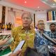 Direktur Beasiswa LPDP, Dwi Larso saat diwawancarai awak media. (FOTO: Mediatamasultra.com)