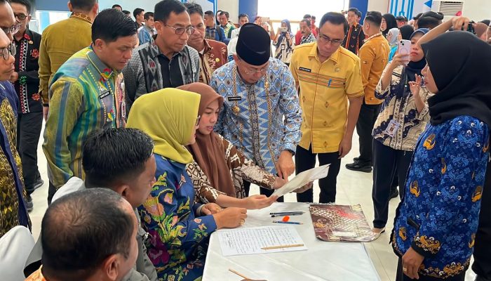 Gubernur ASR Tuntaskan Gaji 2.641 PPPK Paruh Waktu Sultra, Pemprov Gelontorkan Rp34 Miliar