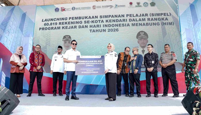 Dukung Inklusi Keuangan Sejak Dini, Bank Sultra Salurkan 50.537 Rekening Simpel pada Peluncuran Program KEJAR Pemkot Kendari