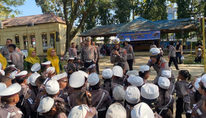 Peringati Hari Anak Nasional, Ditlantas Polda Sultra Tanamkan Budaya Tertib Lalu Lintas kepada Murid TK